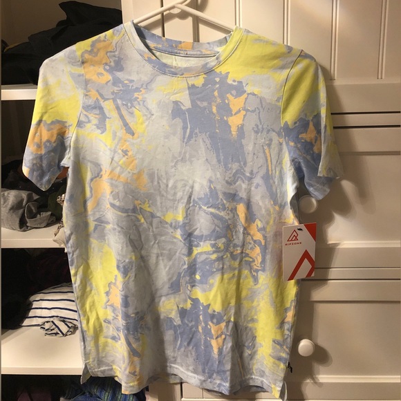 NWT Ripzone Blue, Peach, & Yellow Marble Patterned Lightweight Active T-Shirt - Picture 3 of 7